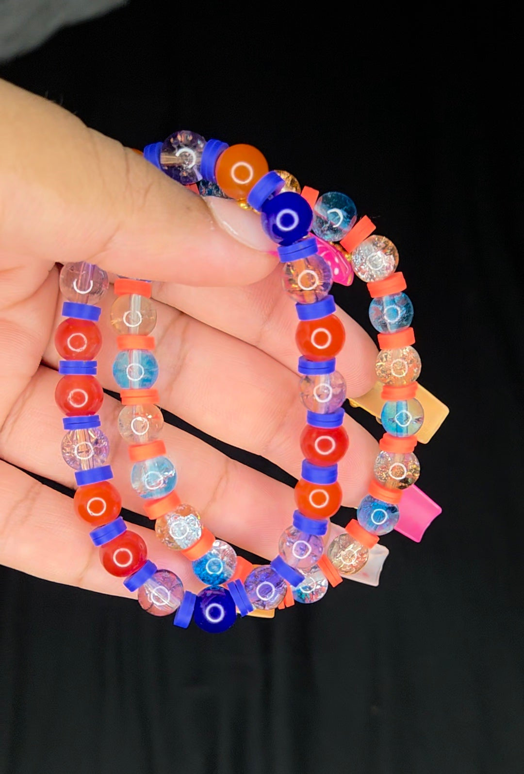 CRACKLE BRACELET WITH CLAY BEADS
