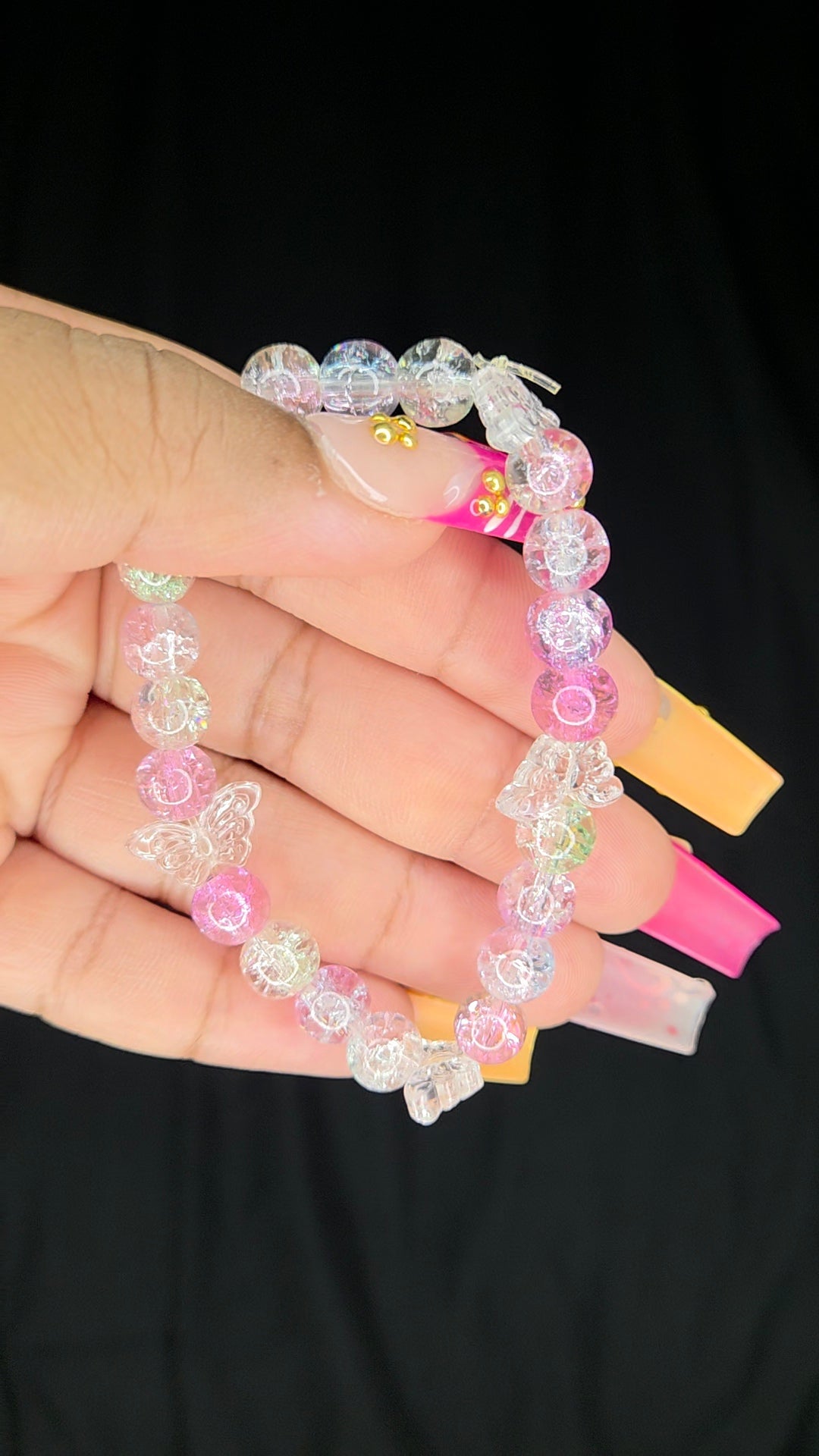 CLEAR CRACKLE BRACELET WITH BUTTERFLIES