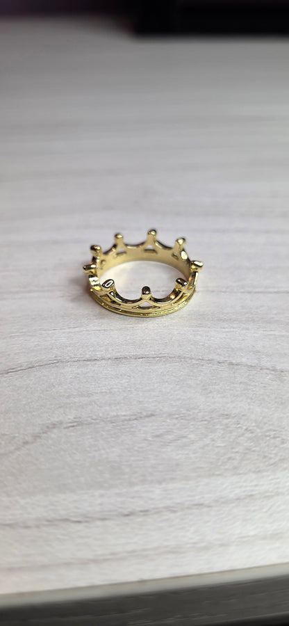 Crown ring